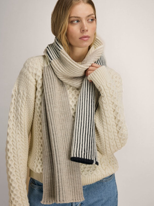 Dale Of Norway Skarstind Scarf-SAMPLE