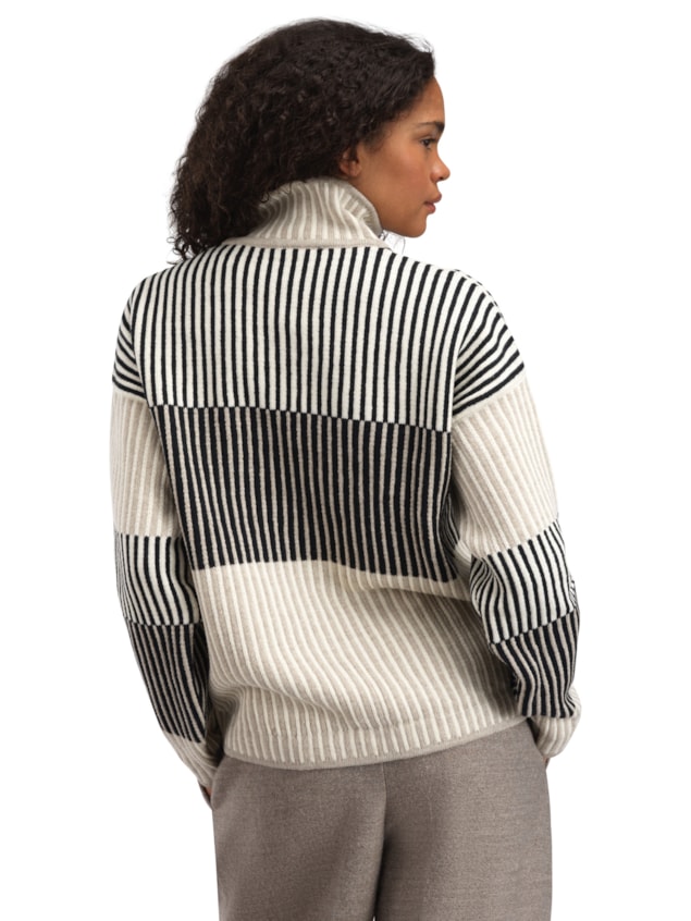 Dale Of Norway Skarstind Fem Sweater-SAMPLE