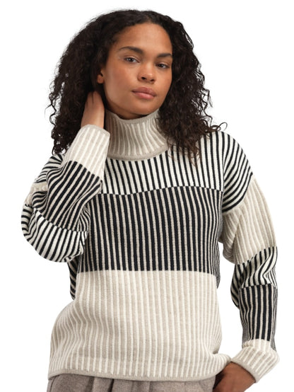 Dale Of Norway Skarstind Fem Sweater-SAMPLE
