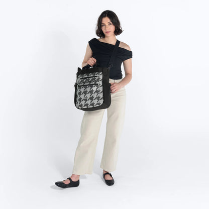 Sherpani Soleil AT | Multi-Wear Travel Bag - Houndstooth Print product image