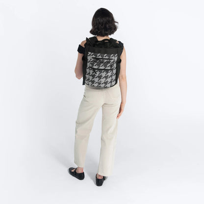 Sherpani Soleil AT | Multi-Wear Travel Bag - Houndstooth Print product image