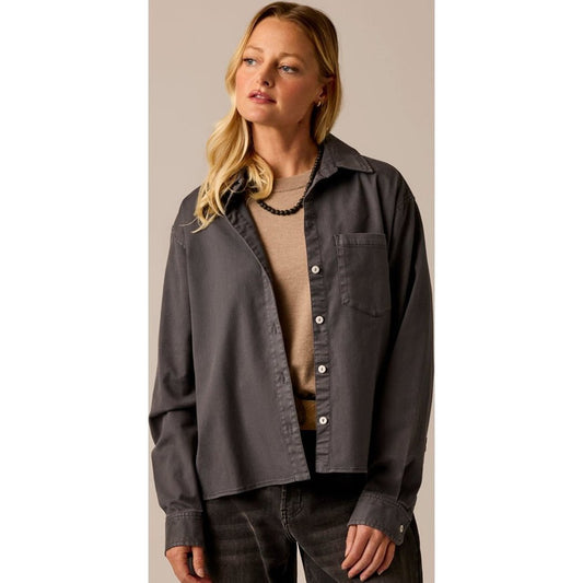 Front view of the Carve Designs Claire Twill Shirt in Washed Black on a model with a neutral background.