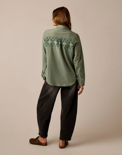 Carve Designs Fairbanks Supersoft Shirt: Laurel Motif product image