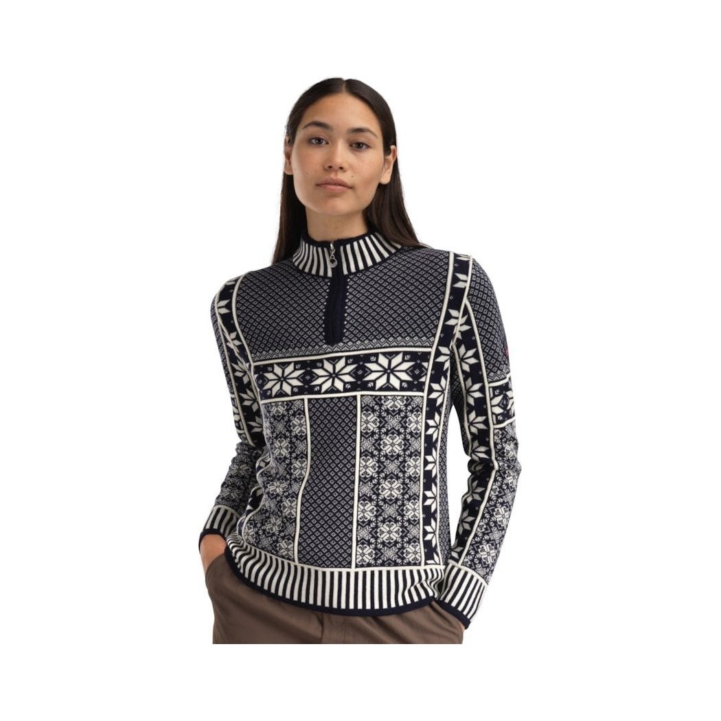 A front view of the Dale Of Norway Vardåsen Fem. Sweater-SAMPLE with a white background.