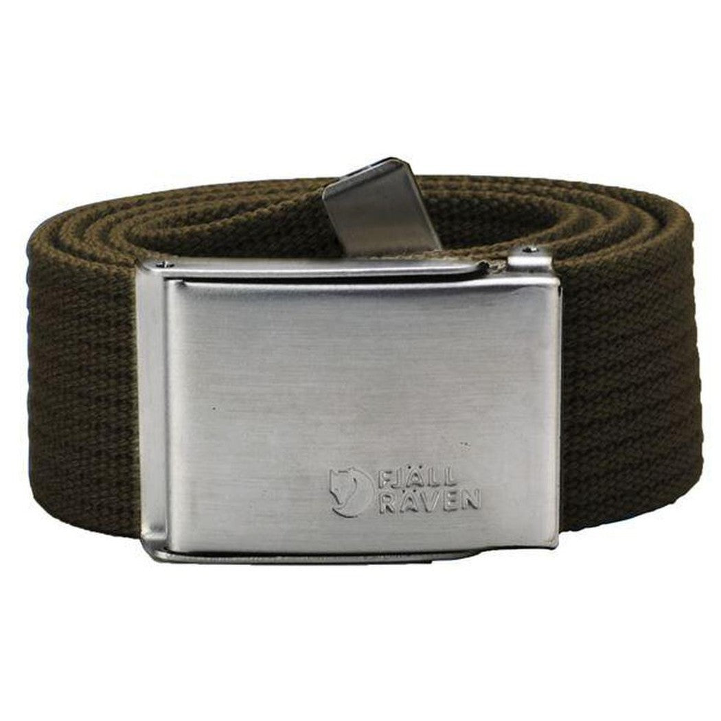 A front view of the Fjallraven Canvas Belt in Black with a metal buckle against a white background.