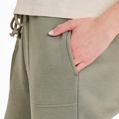 Life is Good Women's Solid Vibes Fleece Jogger-Women's - Clothing - Tops-Life is Good-Appalachian Outfitters