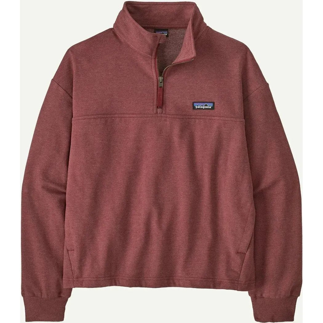 A front view of the Patagonia Women's Ahnya P/O in Basin Green showing the half-zip and logo on a plain background.