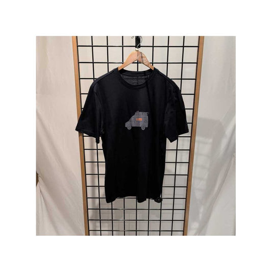 Front view of the Prana Mens Van Life Journeyman SS Tee-SAMPLE in Nautical hanging on a wooden hanger against a grid background.