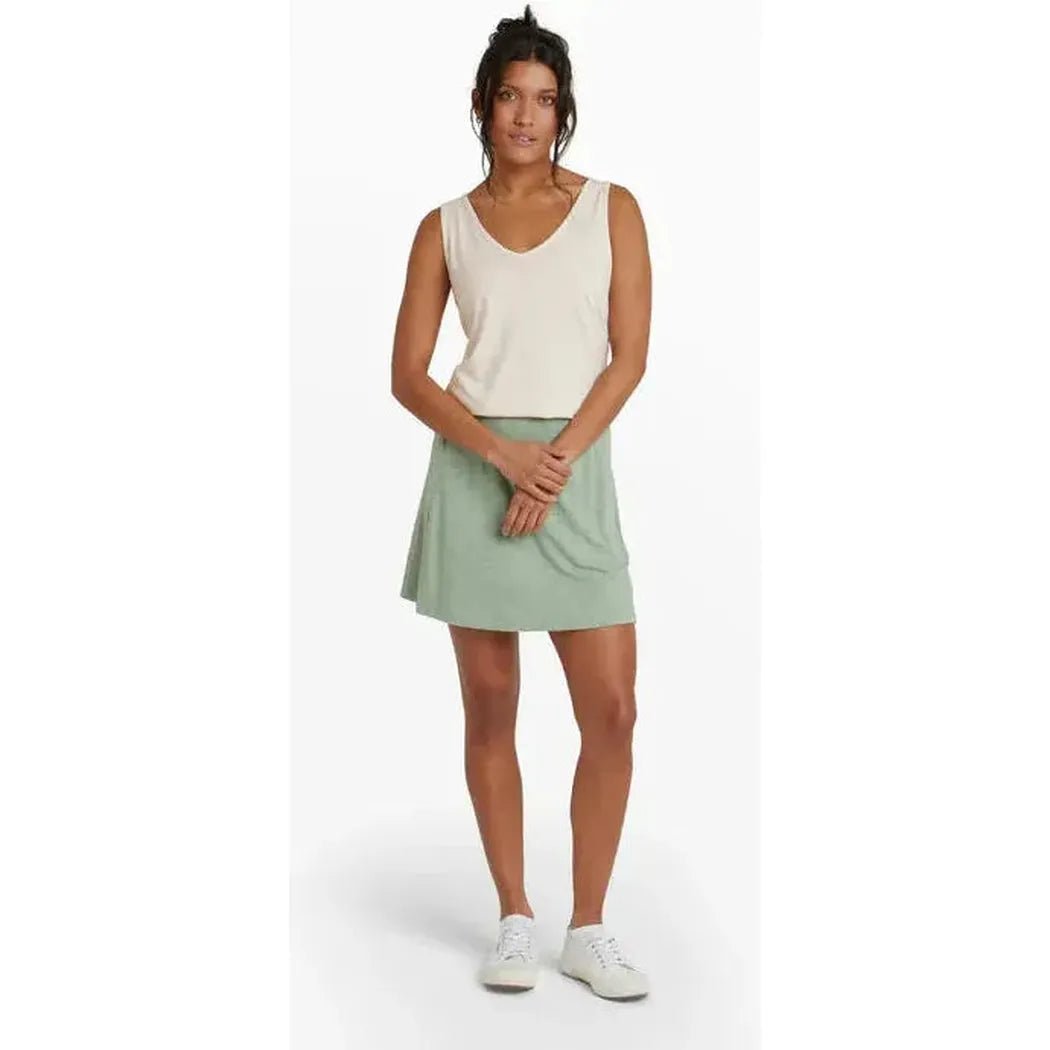 A front view of the Sherpa Adventure Gear Women's Bali V-Neck Tank in Peetho on a model against a white background.