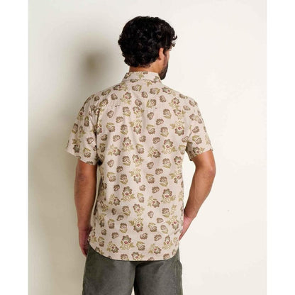 Back view of the Toad & Co Men's Fletch Short Sleeve Shirt in Salt Vertical Print on a model against a plain wall.