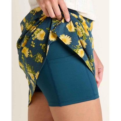 Midnight Print Toad & Co Women's Sunkissed Weekend Skort shown on a model with a white background.